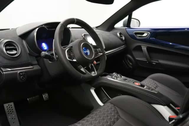 Alpine A110 (2025) thumbnail 3