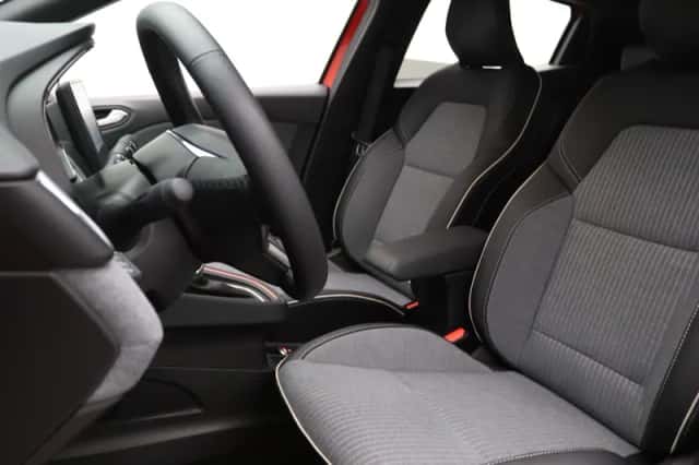 Renault Clio (2025) thumbnail 5