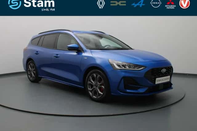 Ford Focus (2023) thumbnail 1