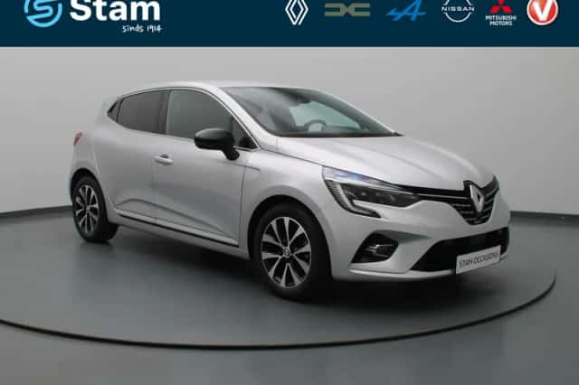 Renault Clio (2022) thumbnail 1