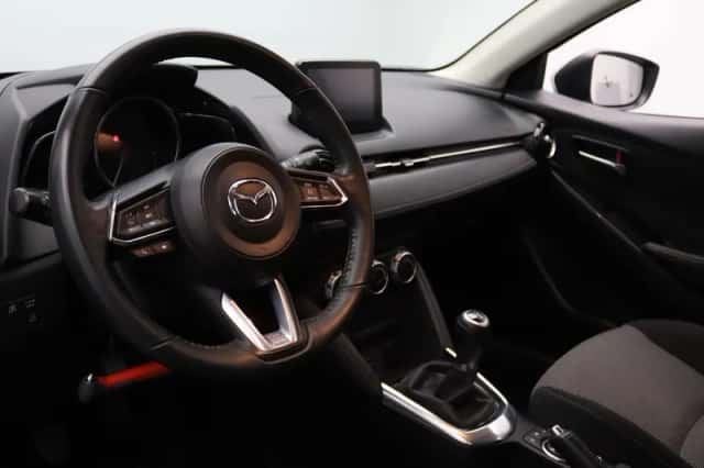 Mazda 2 (2019) thumbnail 3