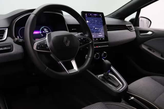 Renault Clio (2025) thumbnail 3