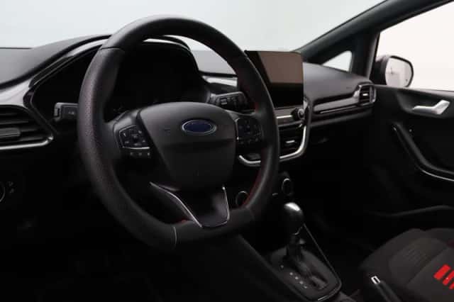 Ford Fiesta (2022) thumbnail 3