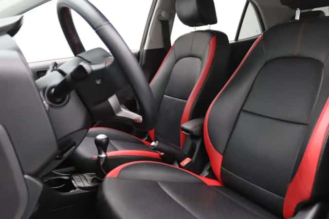 Kia Picanto (2021) thumbnail 4