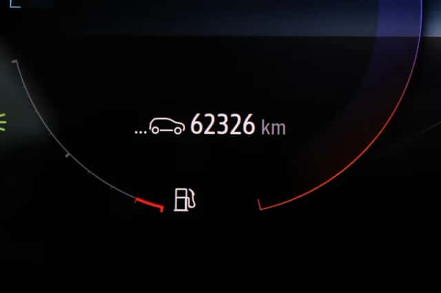 Renault Captur (2022) thumbnail 5