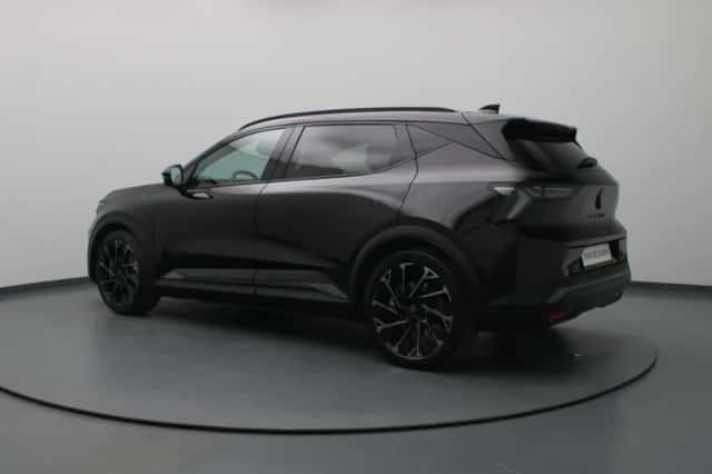 Renault Scénic (2024) thumbnail 2