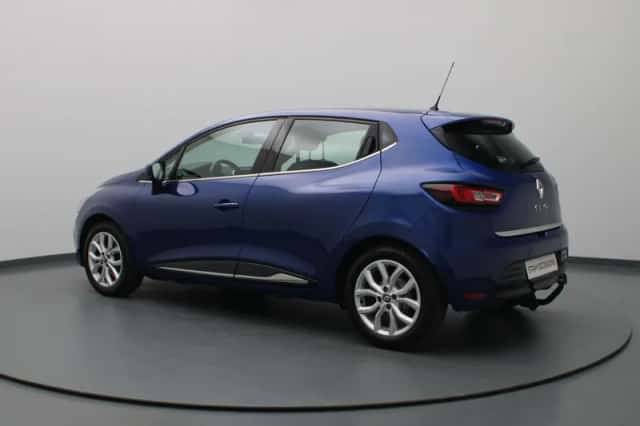 Renault Clio (2019) thumbnail 2