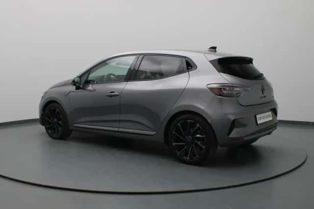 Renault Clio (2025) thumbnail 2