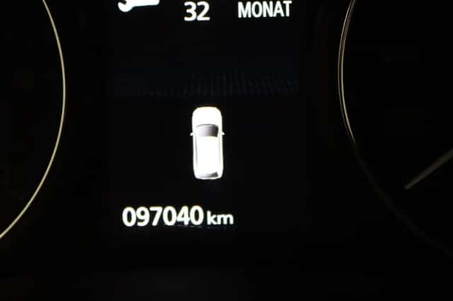Mitsubishi Outlander (2021) thumbnail 4