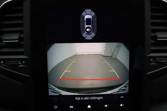 Renault Mégane (2021) thumbnail 6