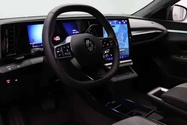 Renault Scénic (2025) thumbnail 4