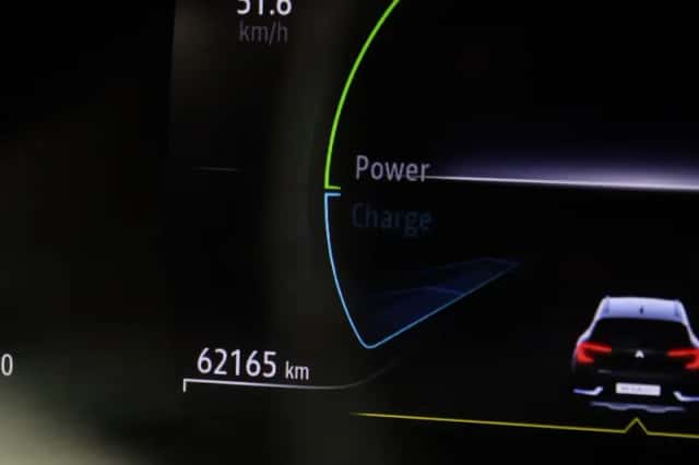 Renault Captur (2023) thumbnail 5