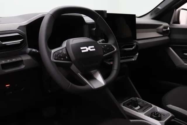 Dacia Duster (2026) thumbnail 3