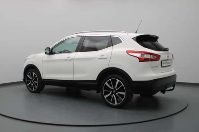 Nissan Qashqai (2017) thumbnail 2