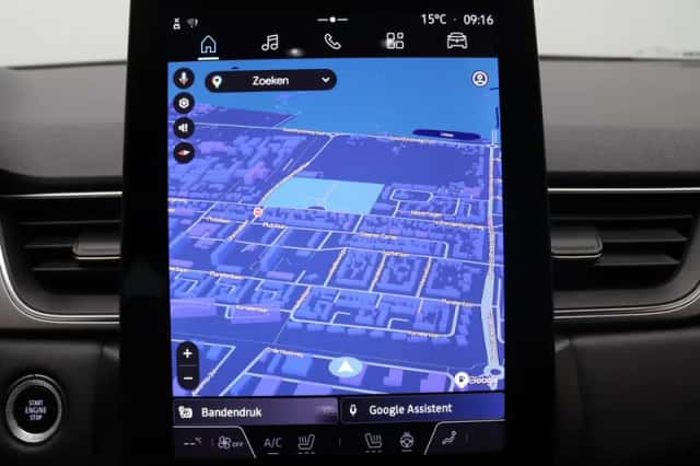 Renault Captur (2024) thumbnail 6