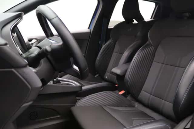 Renault Clio (2024) thumbnail 5