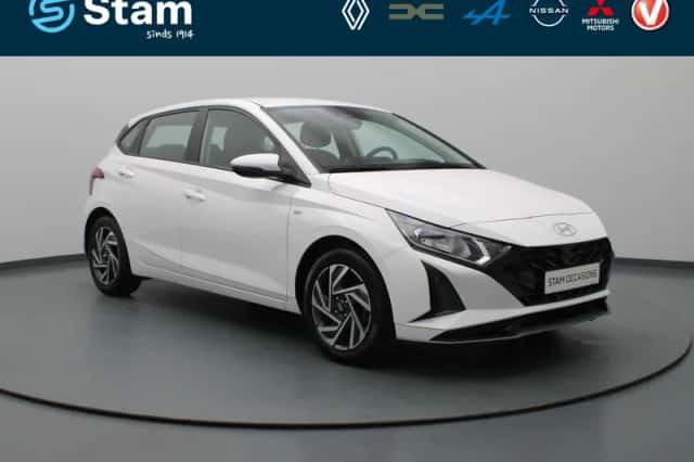 Hyundai i20 (2024) thumbnail 1