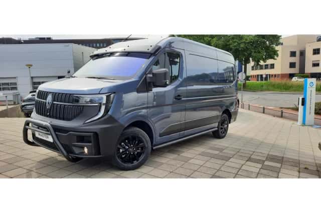Renault Master (2024) thumbnail 3