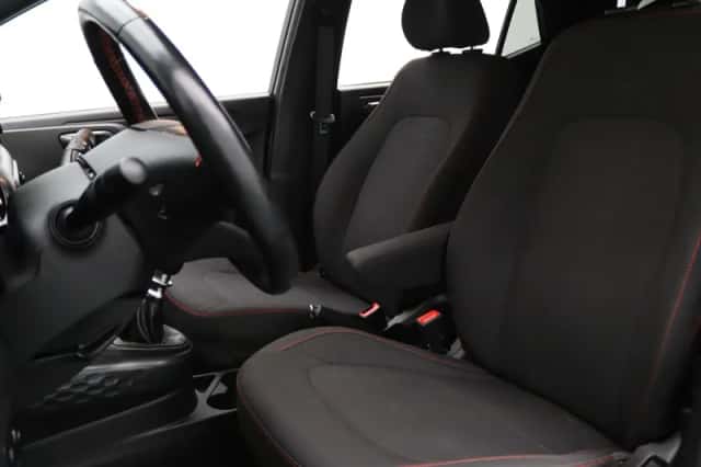 Hyundai i10 (2021) thumbnail 5