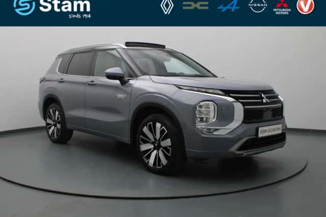 Mitsubishi Outlander (2025) thumbnail 1