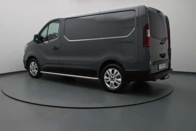 Renault Trafic (2026) thumbnail 2