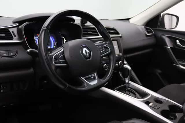 Renault Kadjar (2017) thumbnail 3