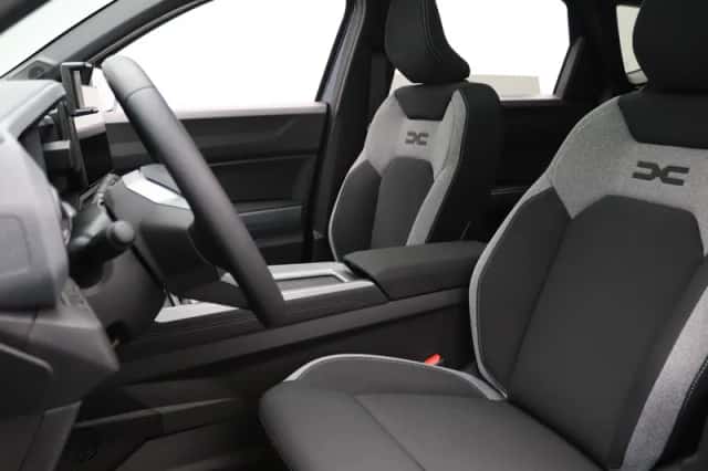 Dacia Bigster (2026) thumbnail 4
