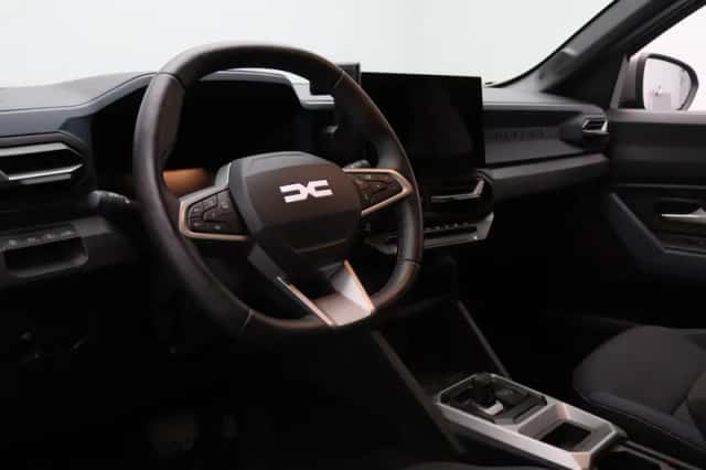 Dacia Duster (2025) thumbnail 3