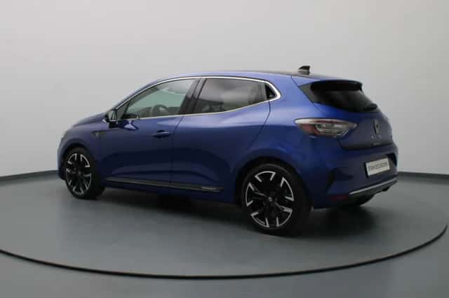 Renault Clio (2024) thumbnail 2