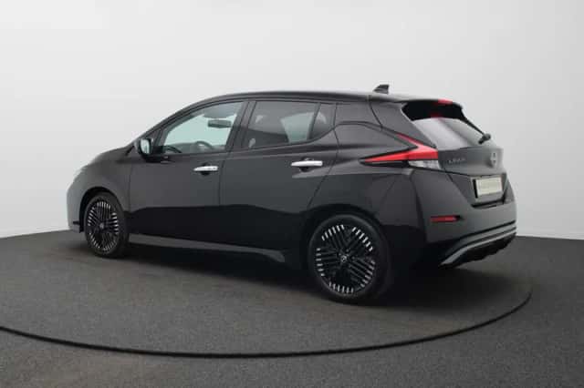 Nissan Leaf (2024) thumbnail 2