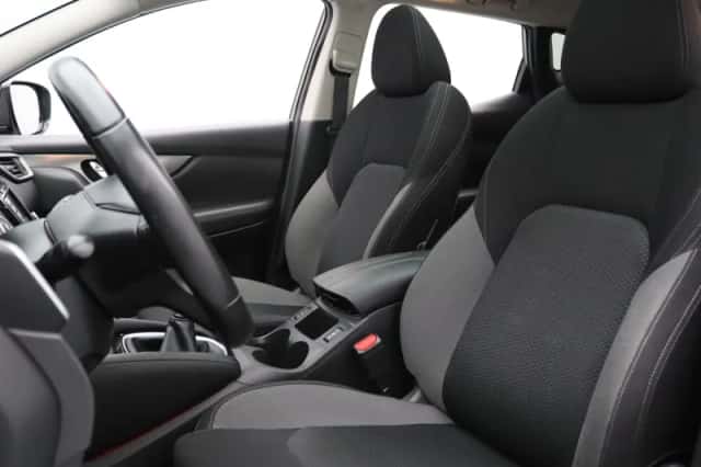 Nissan Qashqai (2019) thumbnail 5