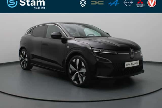 Renault Mégane E-Tech (2025) thumbnail 1