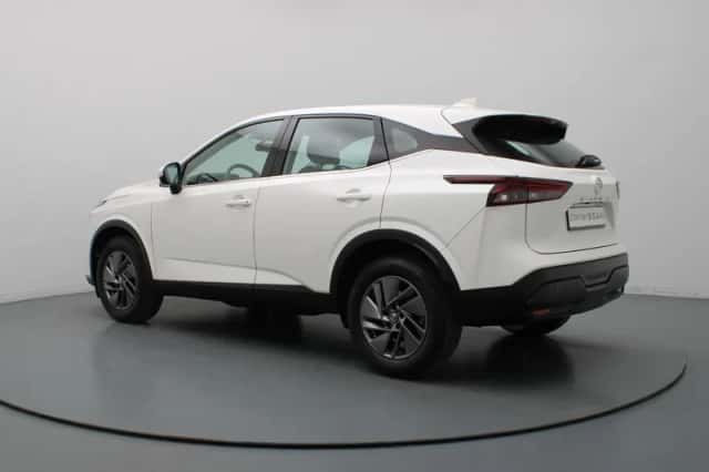 Nissan Qashqai (2022) thumbnail 2