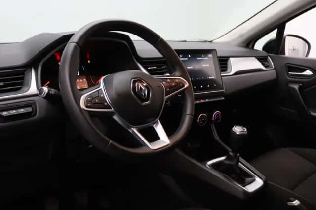 Renault Captur (2021) thumbnail 3