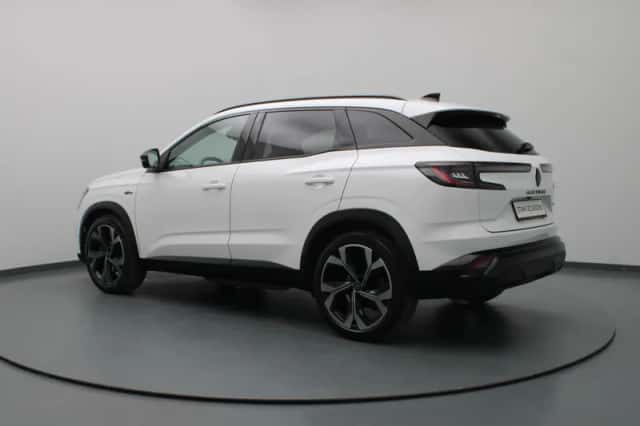 Renault Austral (2024) thumbnail 2