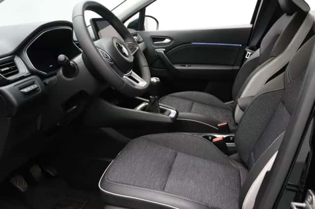 Mitsubishi ASX (2024) thumbnail 3