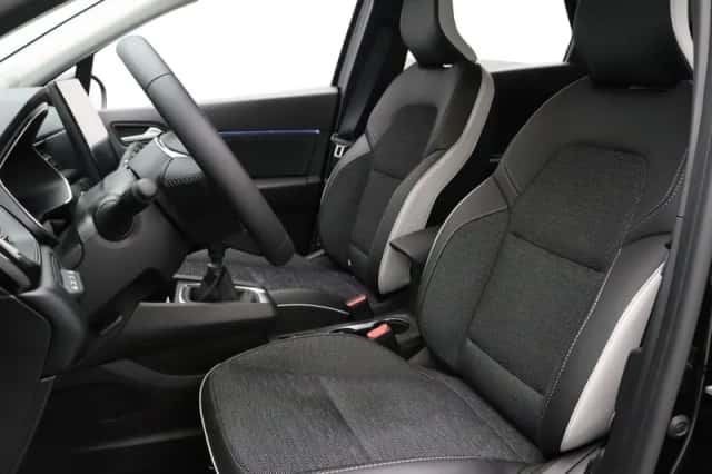 Mitsubishi ASX (2024) thumbnail 5