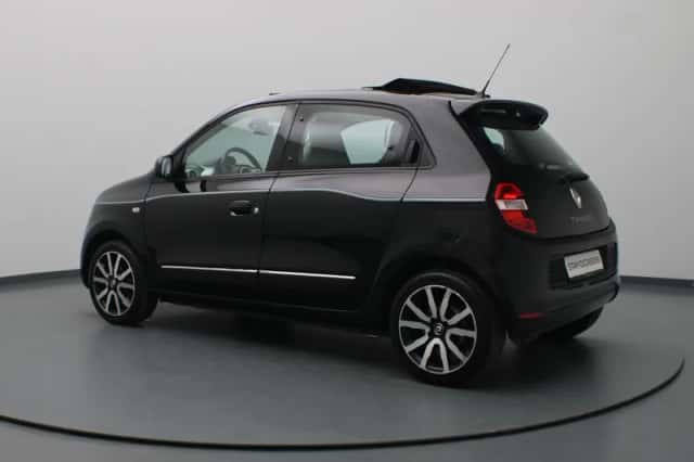 Renault Twingo (2016) thumbnail 2