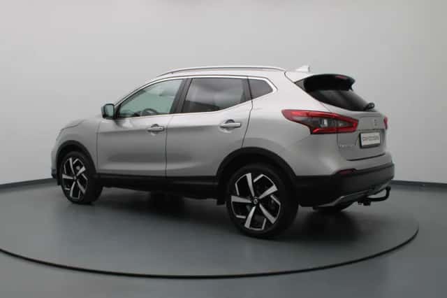 Nissan Qashqai (2019) thumbnail 2