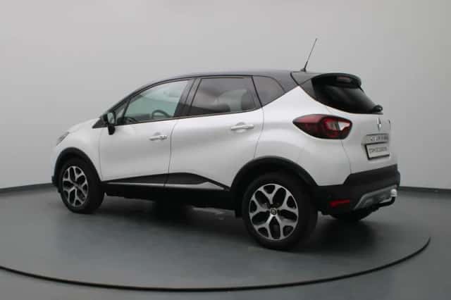 Renault Captur (2018) thumbnail 2
