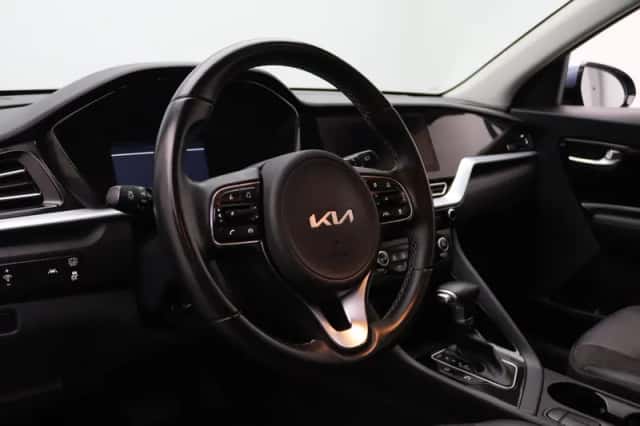 Kia Niro (2022) thumbnail 3