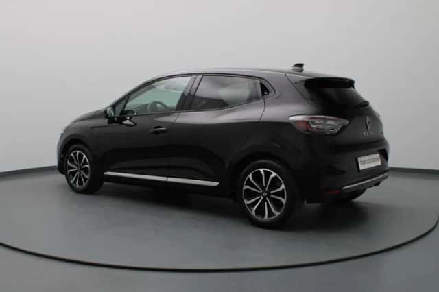 Renault Clio (2025) thumbnail 2