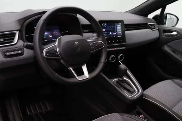 Renault Clio (2025) thumbnail 3