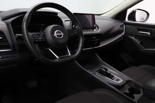 Nissan Qashqai (2024) thumbnail 3