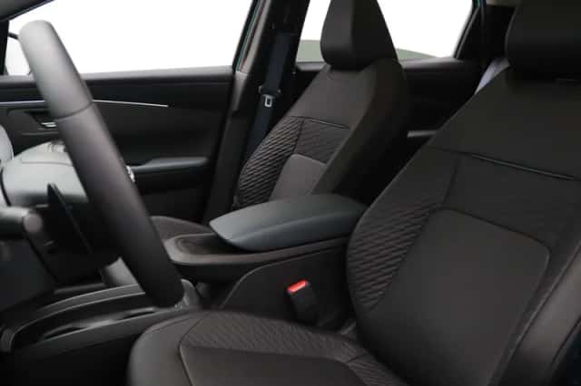 Nissan Leaf (2026) thumbnail 4