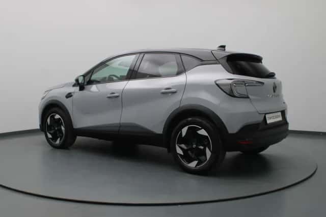 Renault Captur (2025) thumbnail 2
