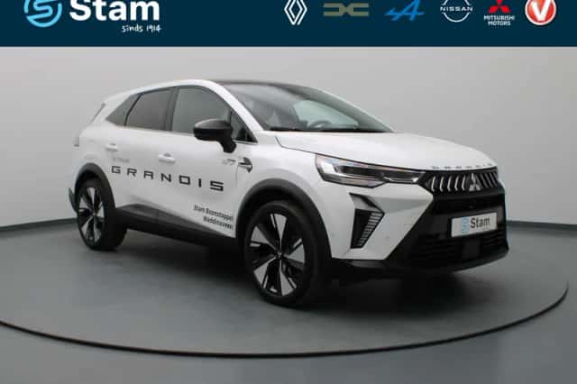 Mitsubishi Grandis (2025) thumbnail 1