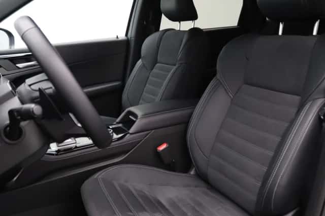 Mitsubishi Outlander (2026) thumbnail 4