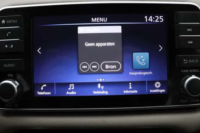 Nissan Micra (2021) thumbnail 6
