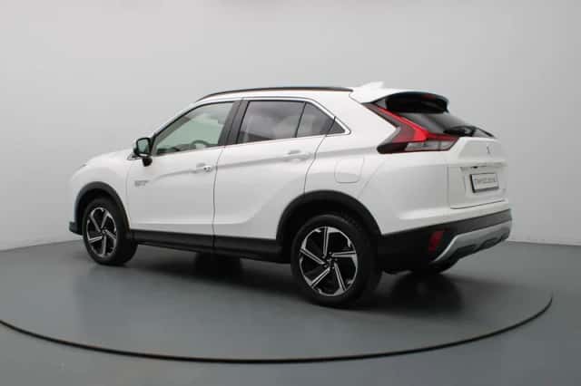 Mitsubishi Eclipse Cross (2022) thumbnail 2